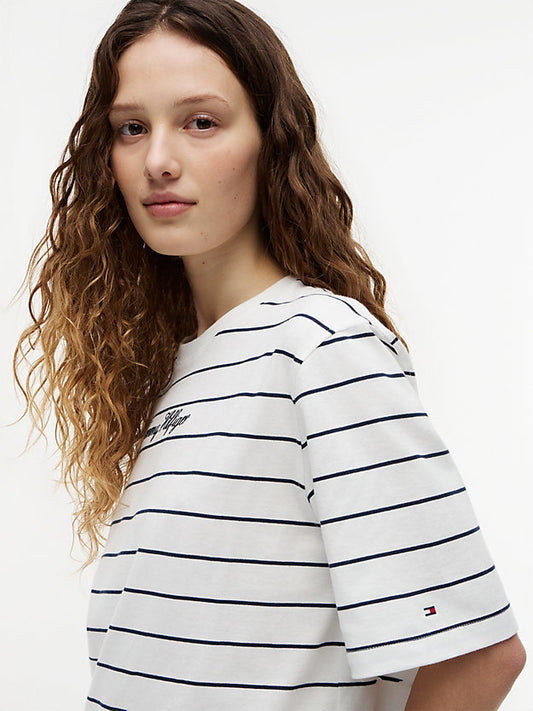 Logo Embroidery Relaxed Crew Neck T-Shirt