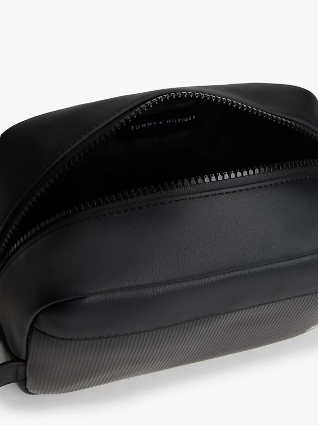 Ribbed Washbag