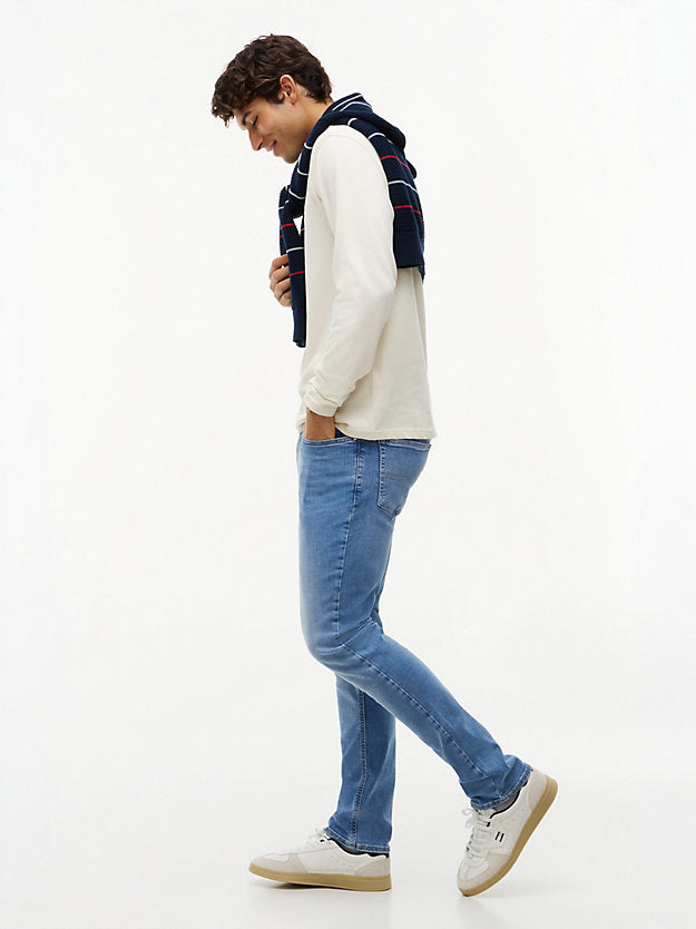 Scanton Slim Jeans