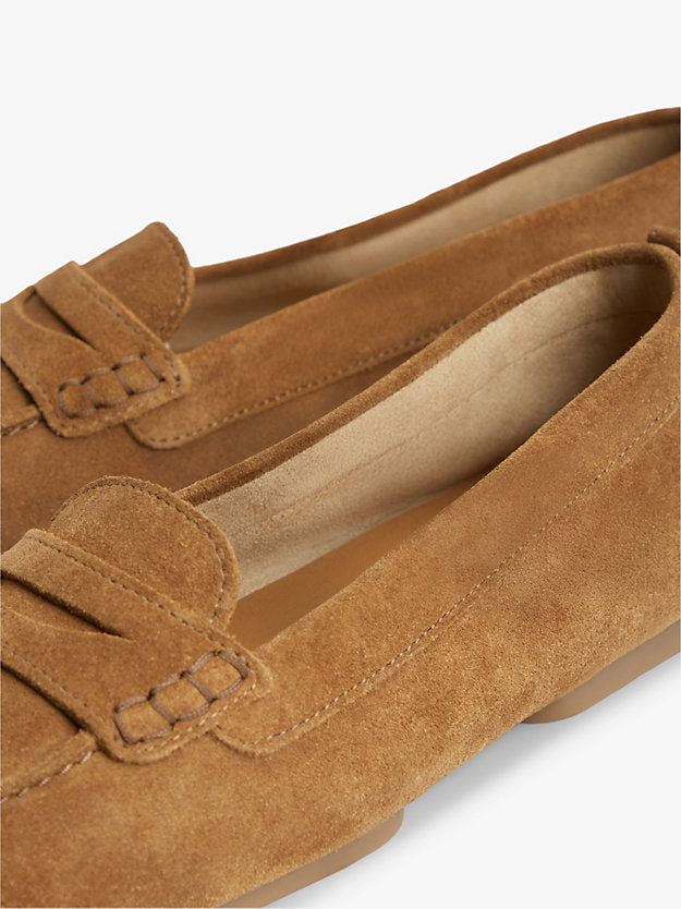 Monogram Flexible Suede Loafer Ballerinas