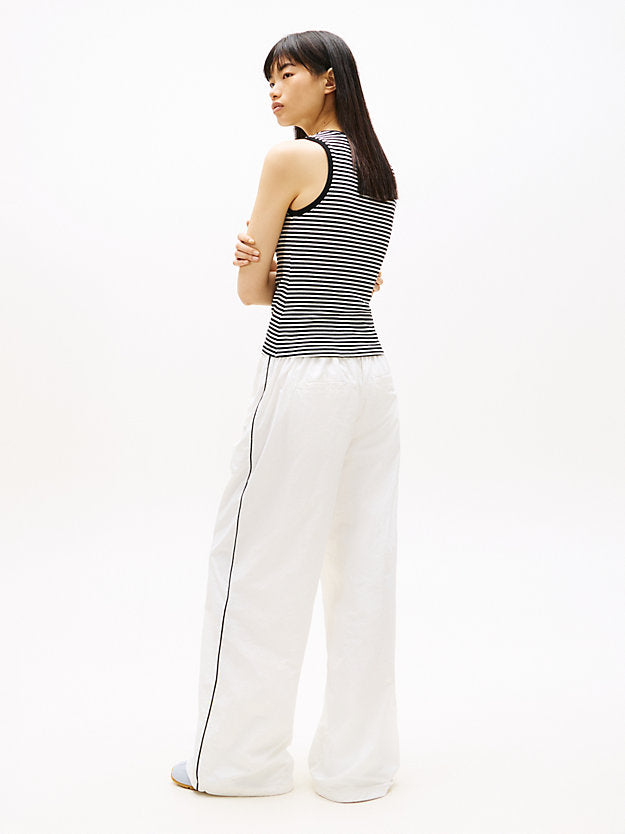 Ribbed Scoop Neck Slim Tank Top