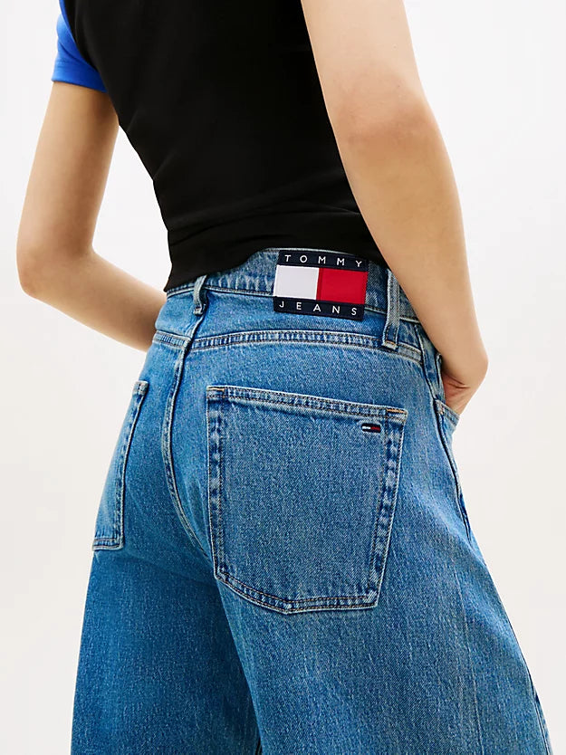Mid Rise Twist Seam Barrel Leg Jeans