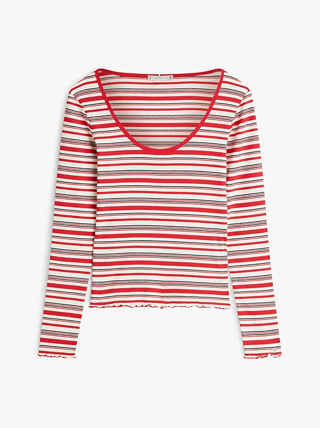 Slim Scoop Neck Long Sleeve T-Shirt
