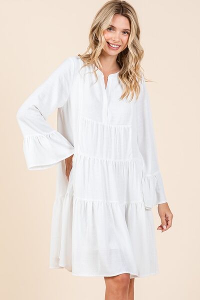 Mittoshop gestuftes Kleid mit gekerbtem, ausgestelltem Ärmel
