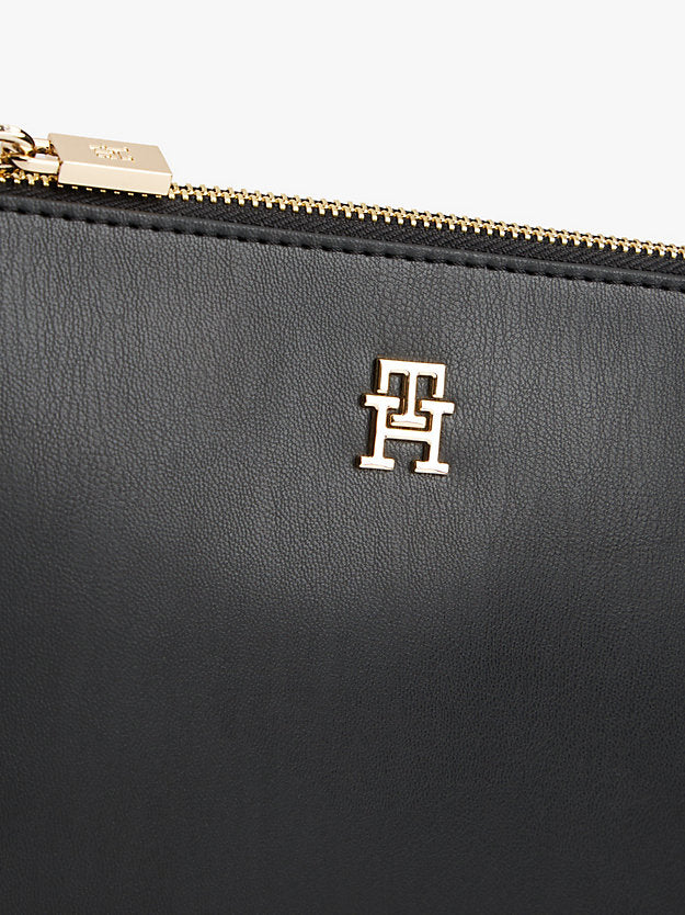 Chain Strap Convertible Crossbody Bag