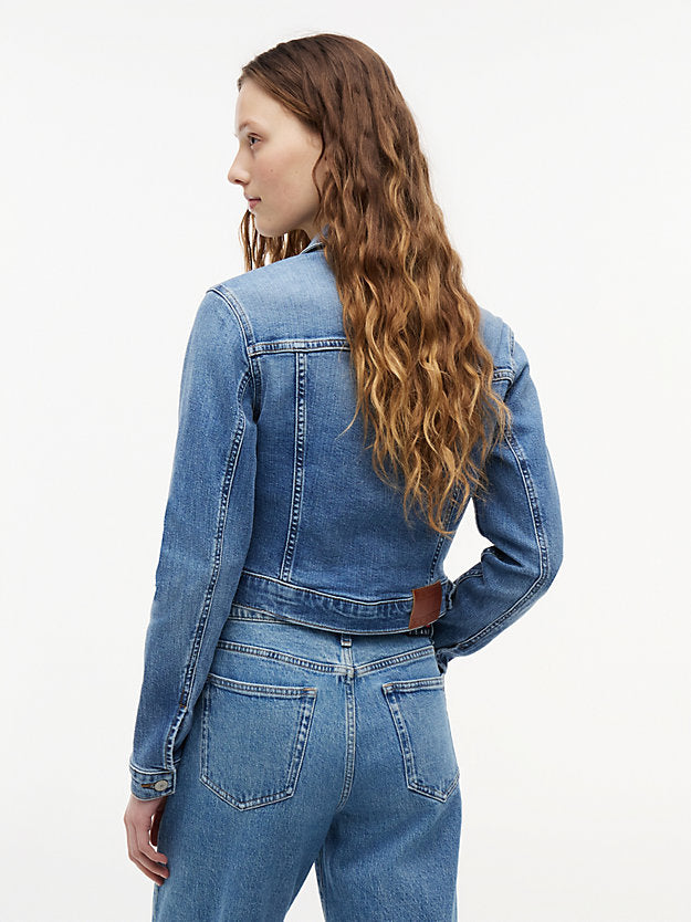 Slim Cropped Denim Trucker Jacket