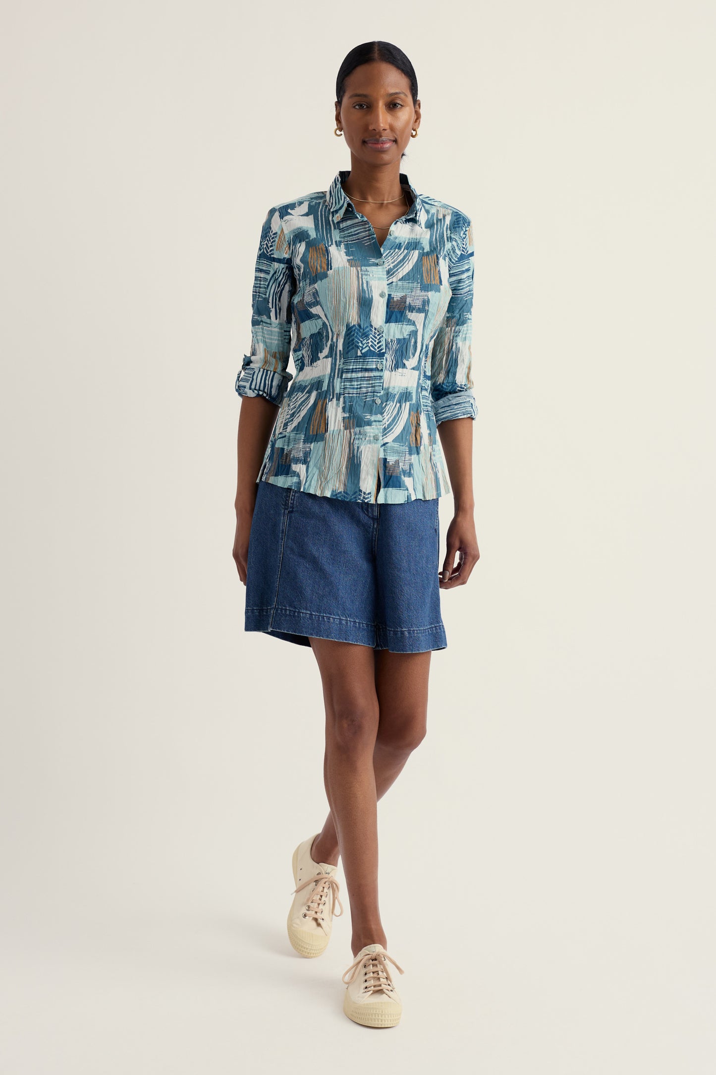 Larissa Shirt
