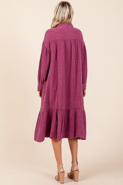 Midi-Hemdblusenkleid aus Baumwollgaze mit Mineralwaschung und Rüschen von Mittoshop