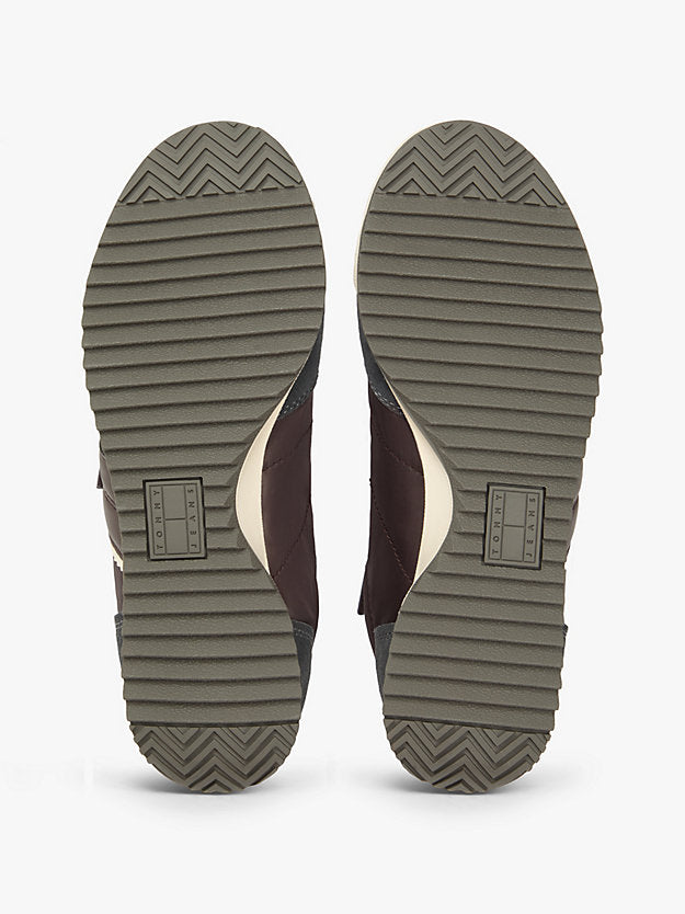 Low Profile Serrated Trainers