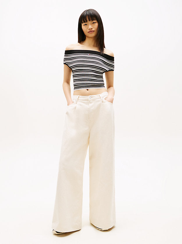 Pleated Mid Rise Loose Straight Leg Jeans