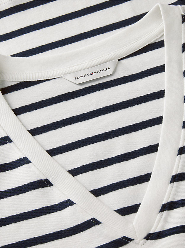Flag Embroidery Slim V-Neck T-Shirt