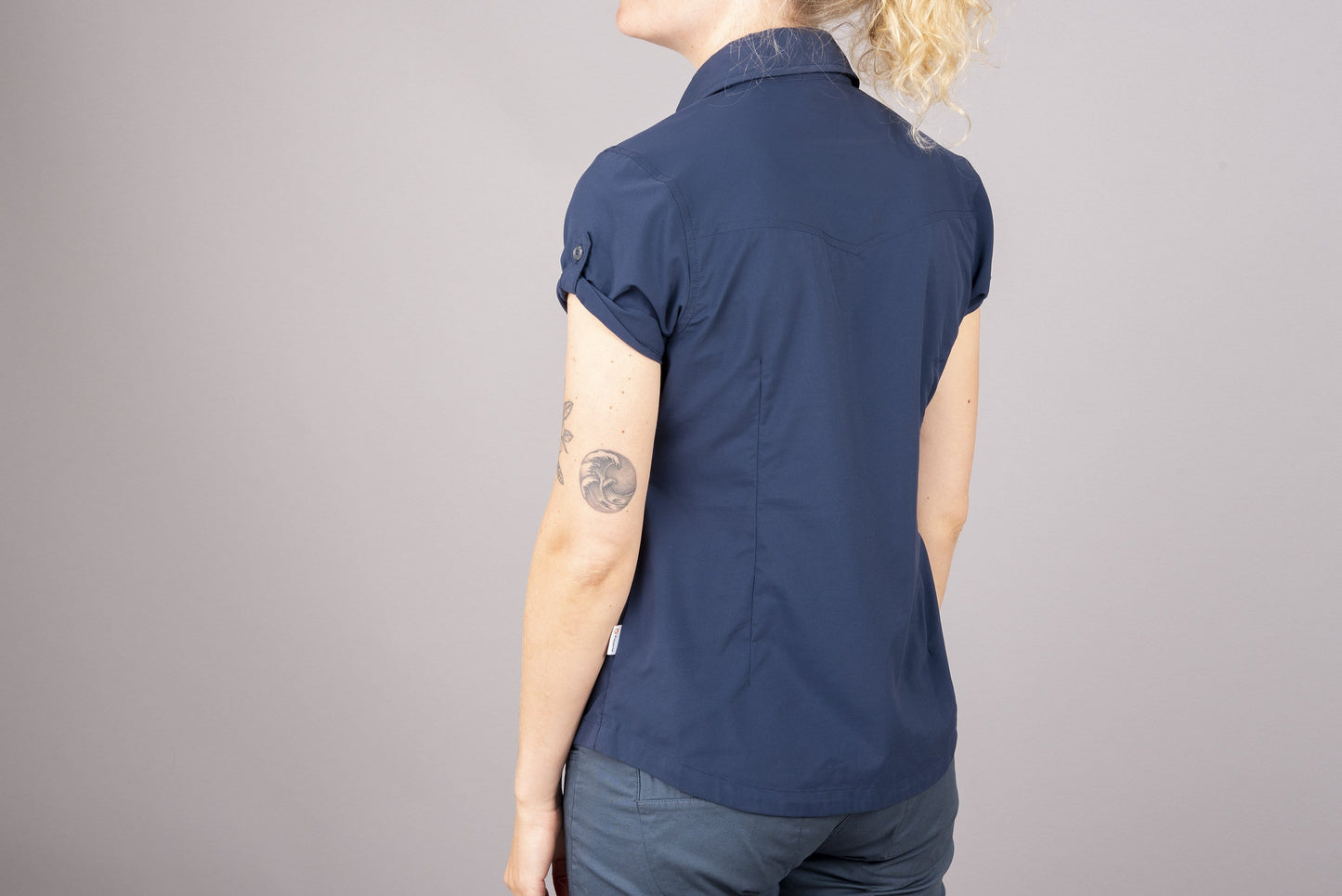 Sella Womens