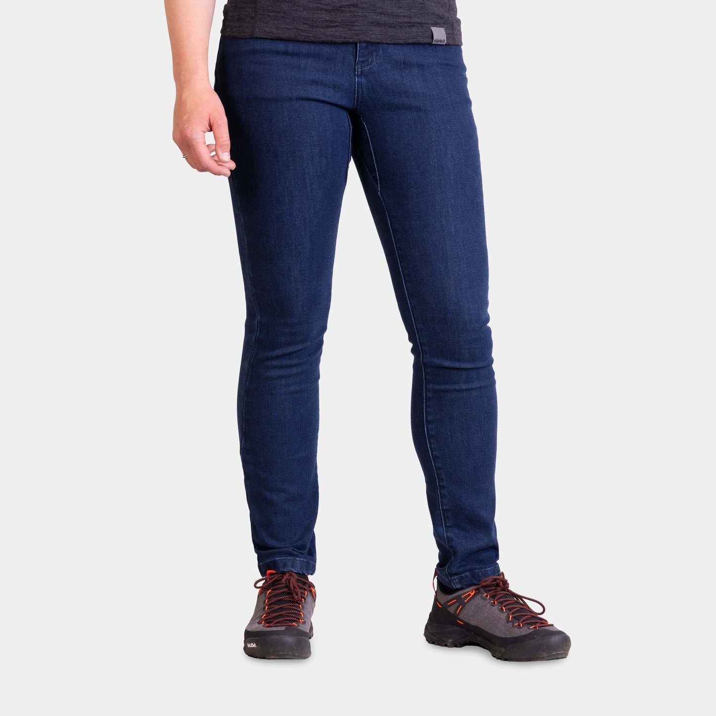 Jeanie Womens